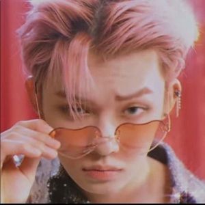 Meet your Posher, Yasmine